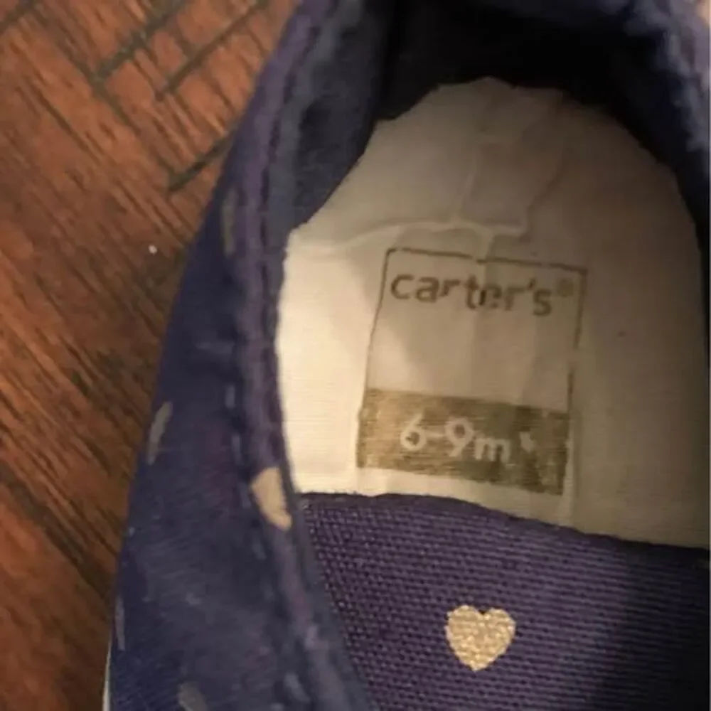 Baby girls Carters shoes size 6-9 months